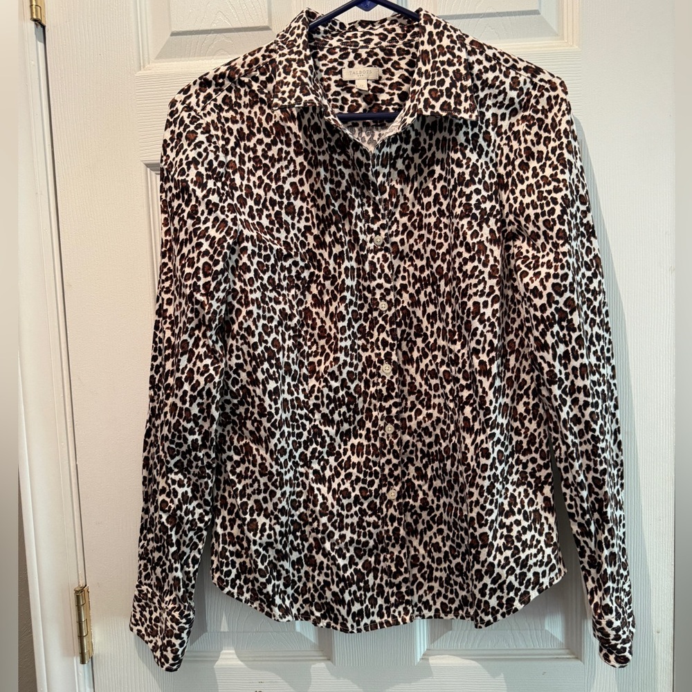 Talbots Animal Print Stretch Button up Top size 12